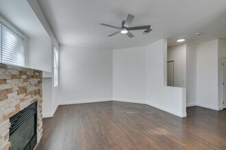 10505 Jeremy Ridge Ave in Las Vegas, NV - Building Photo - Building Photo