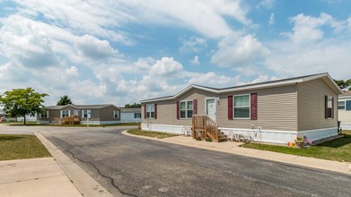 Cobus Green in Osceola, IN - Building Photo - Building Photo