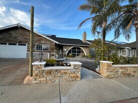 8901 Blackheath Cir in Westminster, CA - Building Photo