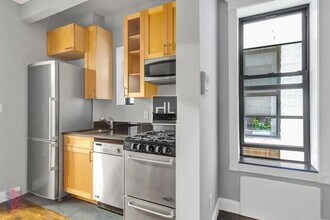 E 25TH ST. in New York, NY - Foto de edificio - Building Photo