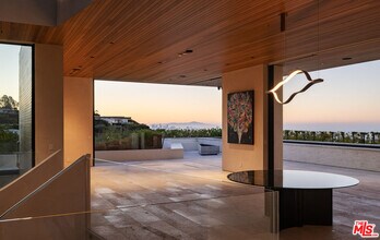 1520 Carla Ridge in Beverly Hills, CA - Building Photo - Building Photo