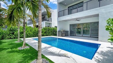 1620 NE 5th Ct in Fort Lauderdale, FL - Building Photo - Building Photo