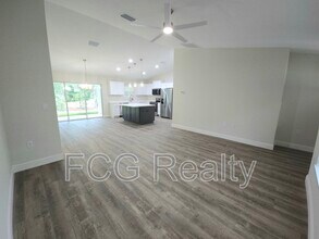 9547 N Sandree Dr in Citrus Springs, FL - Building Photo - Building Photo