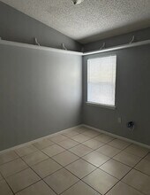 30030 Cove Ct E in Winter Haven, FL - Building Photo - Building Photo