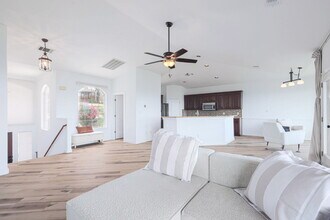 8424 Bronco Buster Trail in Lago Vista, TX - Building Photo - Building Photo