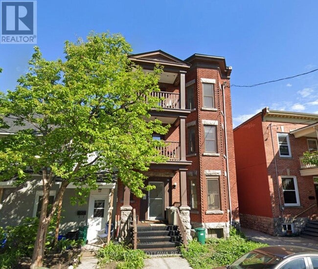 property at 149-149 St Andrew St