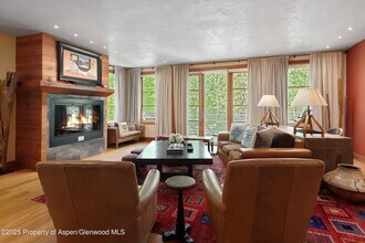 714 S Galena St in Aspen, CO - Building Photo - Building Photo