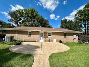 28 Champions Colony W in Houston, TX - Building Photo - Building Photo