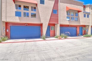 251 Tower St in Las Vegas, NV - Building Photo