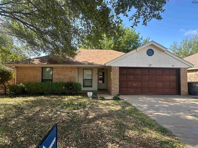 property at 2 Bayberry Ct