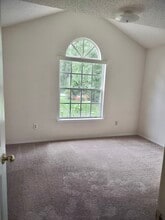 1055 E Wisconsin Ave in DeLand, FL - Building Photo - Building Photo