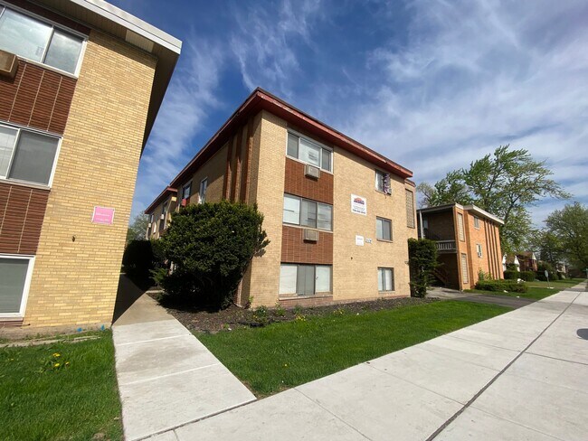 2104-2108 S 17th Ave, Unit 2108-GE