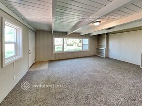 2305 Carlsbad Ave in Sacramento, CA - Building Photo - Building Photo