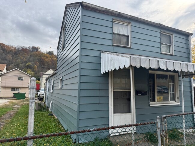 3910 Jacob St in Wheeling, WV - Foto de edificio - Building Photo