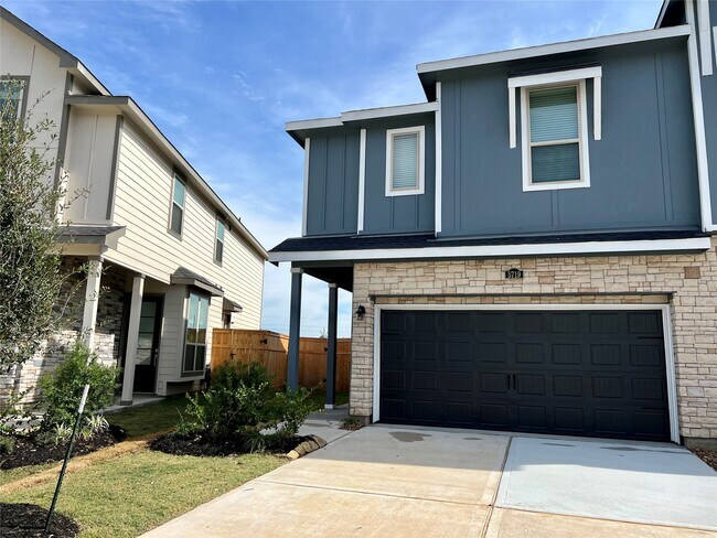 5719 Foggy Vine Ct in Fulshear, TX - Building Photo - Building Photo