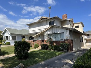 204 N Curtis Ave in Alhambra, CA - Building Photo - Building Photo