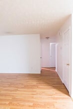 1805 Dare Ave, Unit 1 in Anchorage, AK - Building Photo - Building Photo