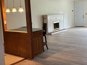 1117 E Ridgeway Dr in Fayetteville, AR - Building Photo - Building Photo