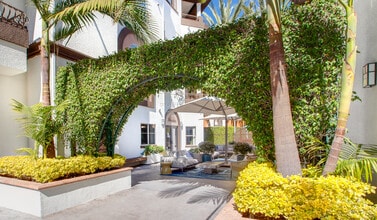 Palazzo East Apartments in Los Angeles, CA - Building Photo - Building Photo