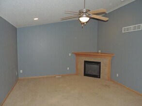 1405 Hayden Ln in North Liberty, IA - Building Photo - Building Photo