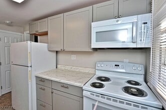 63 Iowa Ave in Jefferson, NJ - Building Photo - Building Photo