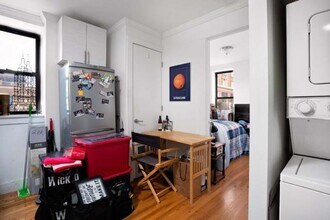 348 E 110th St in New York, NY - Building Photo - Building Photo