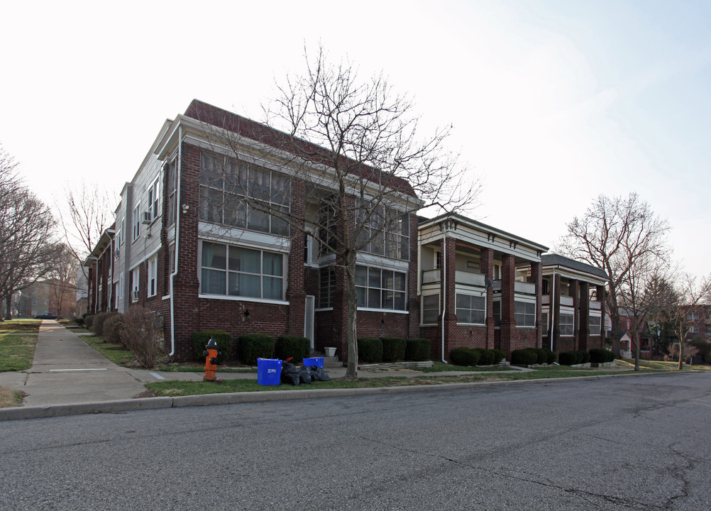 4005-4007 Kenwood Ave in Kansas City, MO - Building Photo