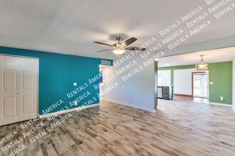330 E Mountain Vista Dr in Tucson, AZ - Building Photo - Building Photo