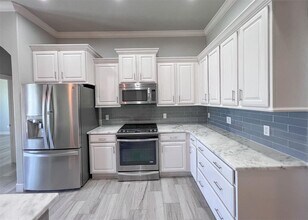 13601 Cobblestone Curve Rd in Oklahoma City, OK - Building Photo - Building Photo