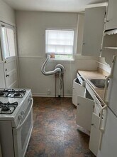 1407 Bolivar St in Denton, TX - Building Photo - Building Photo