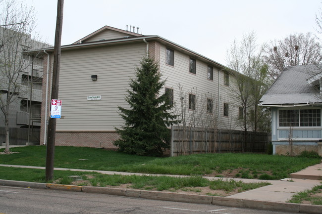 Clock Tower Apartments in Greeley, CO - Foto de edificio - Building Photo