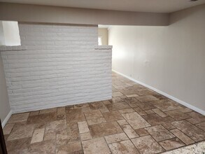 2968 Rainbow Valley Blvd in Fallbrook, CA - Building Photo - Building Photo