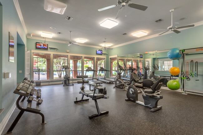 Falls At Borough Park in Spring, TX - Building Photo - Interior Photo