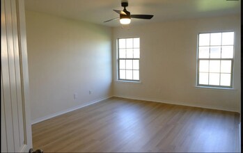 9102 Quincy Ave in Lubbock, TX - Building Photo - Building Photo