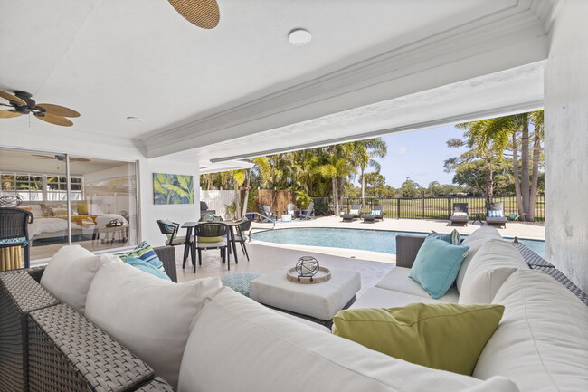 property at 1 Bunker Pl