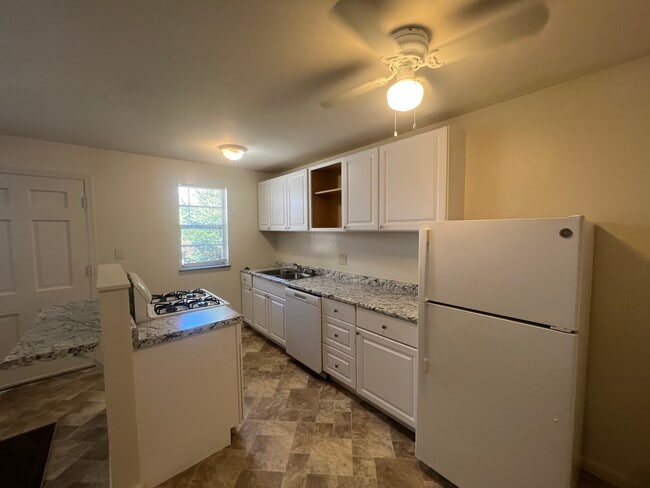 Leesburg Apartments HydePark/Oakley