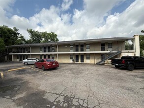 845 Beverly St in Houston, TX - Building Photo - Building Photo