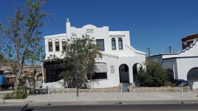 property at 1514 N Stanton St