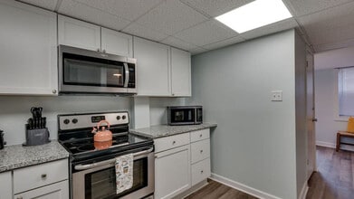 16 13th St in Atlanta, GA - Building Photo - Building Photo
