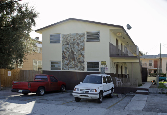 1060 SW 5th St in Miami, FL - Building Photo - Building Photo