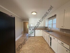 266 Georgia St SW in Concord, NC - Building Photo - Building Photo