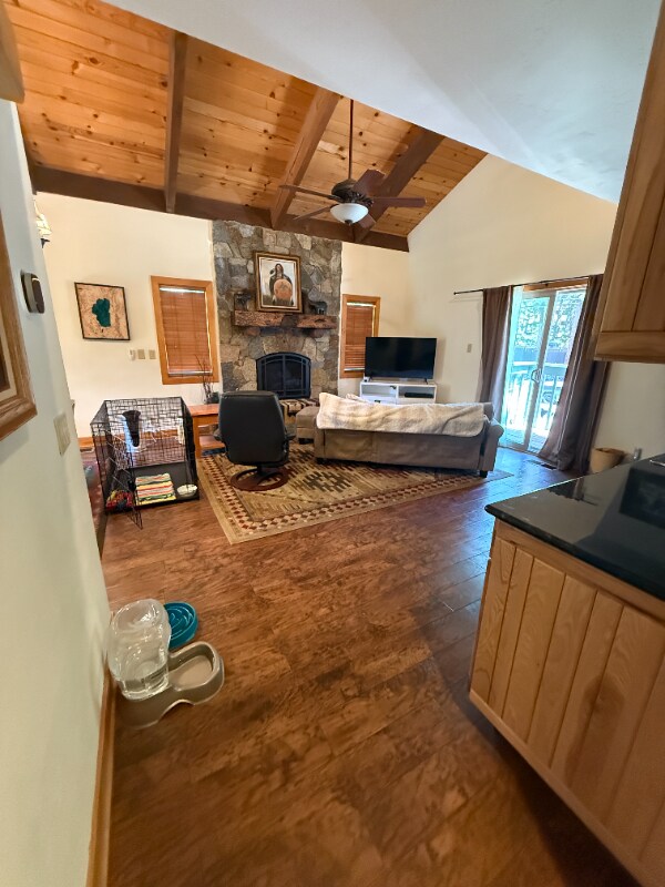 1025 Tomahawk Trail in Incline Village, NV - Foto de edificio - Building Photo