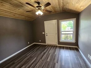 255 E Morrow in Batesville, AR - Building Photo - Building Photo