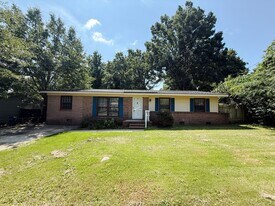 7220 Ainsley St in Fayetteville, NC - Building Photo