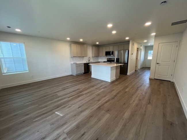 3110 Sykes Dr in Fort Collins, CO - Building Photo - Building Photo