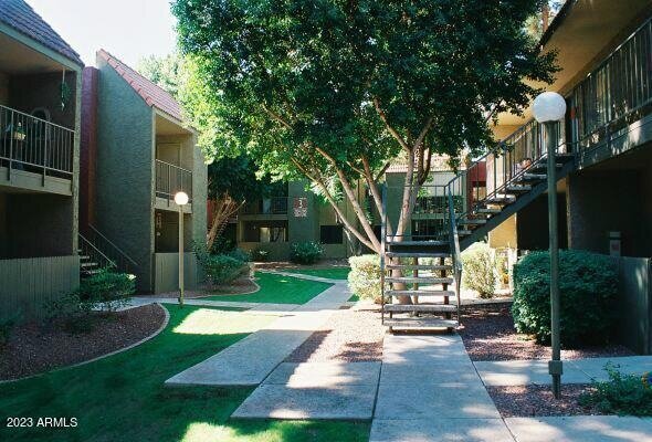 3040 E Shea Blvd, Unit 1 in Phoenix, AZ - Building Photo - Building Photo