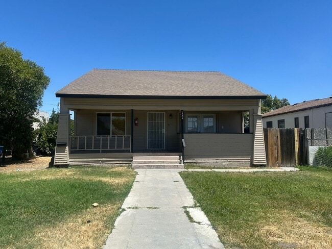 property at 1004 Hall Ave