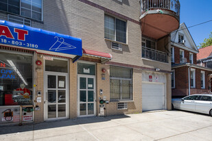 5136 Goldsmith St in Elmhurst, NY - Foto de edificio - Building Photo