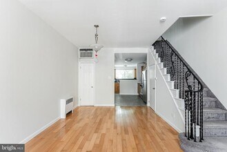 2631 S Juniper St in Philadelphia, PA - Building Photo - Building Photo