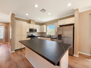 1732 Wolfsdorf Way in Chula Vista, CA - Building Photo - Building Photo